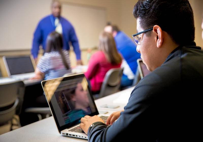 Online BSW Students Can Do Coursework Remotely at Their Convenience and Receive One on One Guidance from Professors Virtually