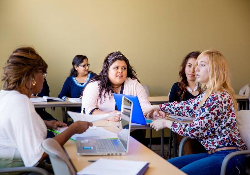 Psychology Student Interact During a Classroom Discussion