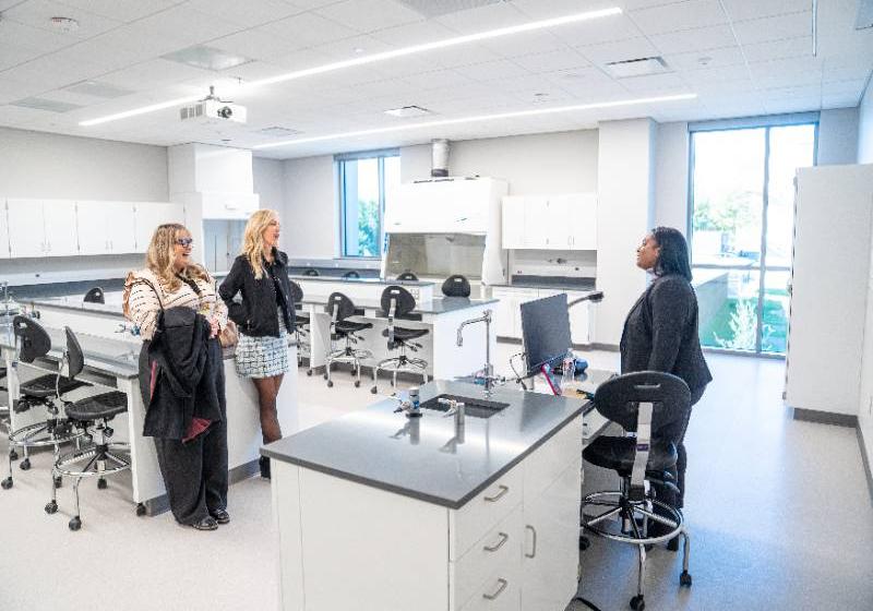 Biology Professor Dr. Aubrey Frantz (middle) and Dean of Students Jennifer Skinner (left) Speak with Senior Princess Johnson in a New Science Lab