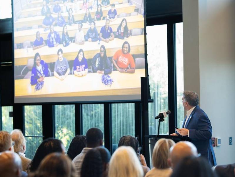 President von Eschenbach Refers to a Photo of Students as He Talks About the Strengths and Mission of UNT Dallas