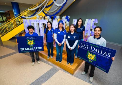 unt dallas welcome team